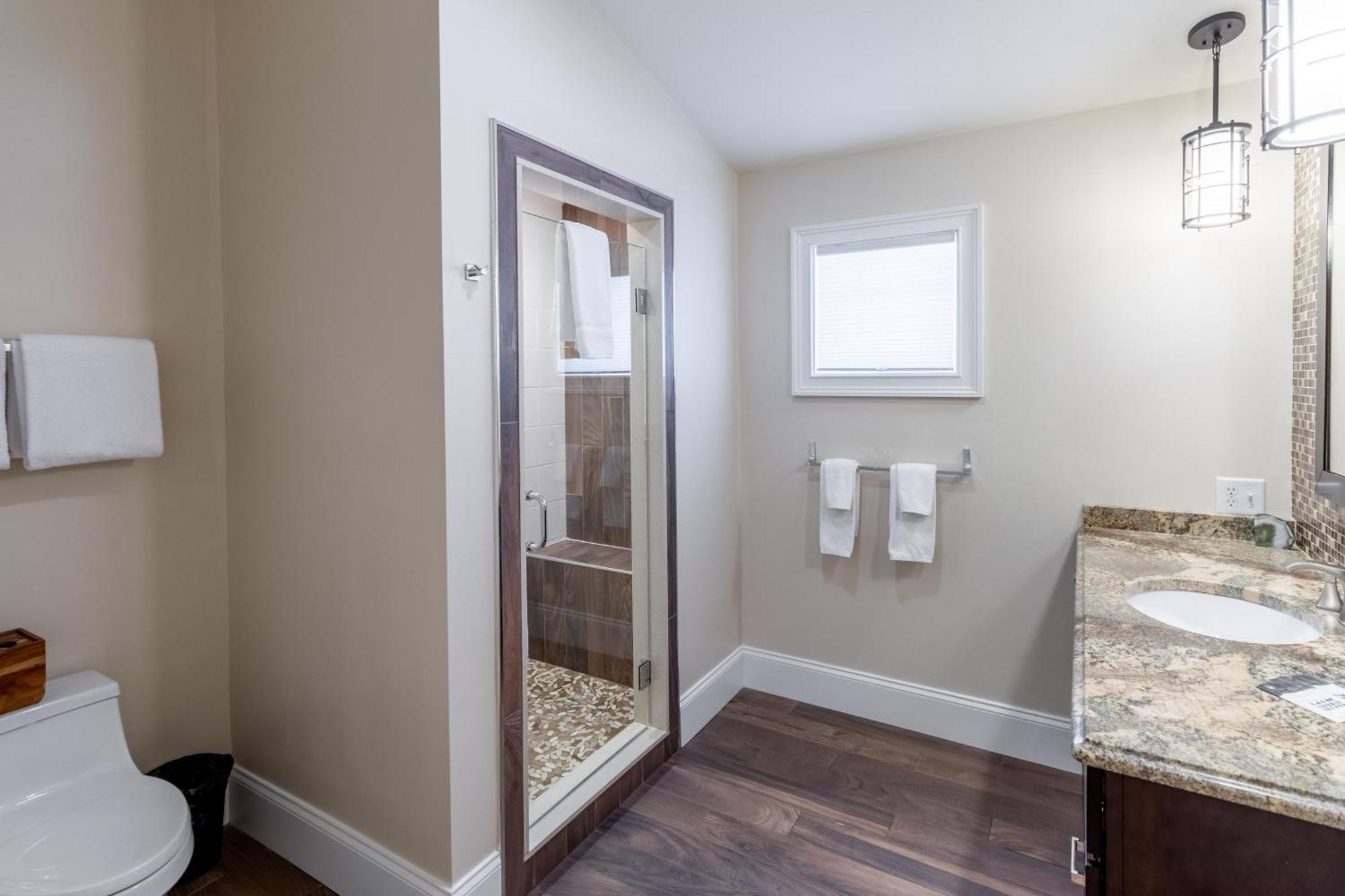 דירות The Newport Lofts - 359 Thames Street מראה חיצוני תמונה